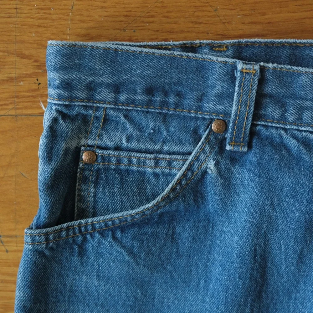 Vintage Levi's 557 Cowboy Jeans Mens Blue Straight Leg Western 34x32 Relaxed Fit